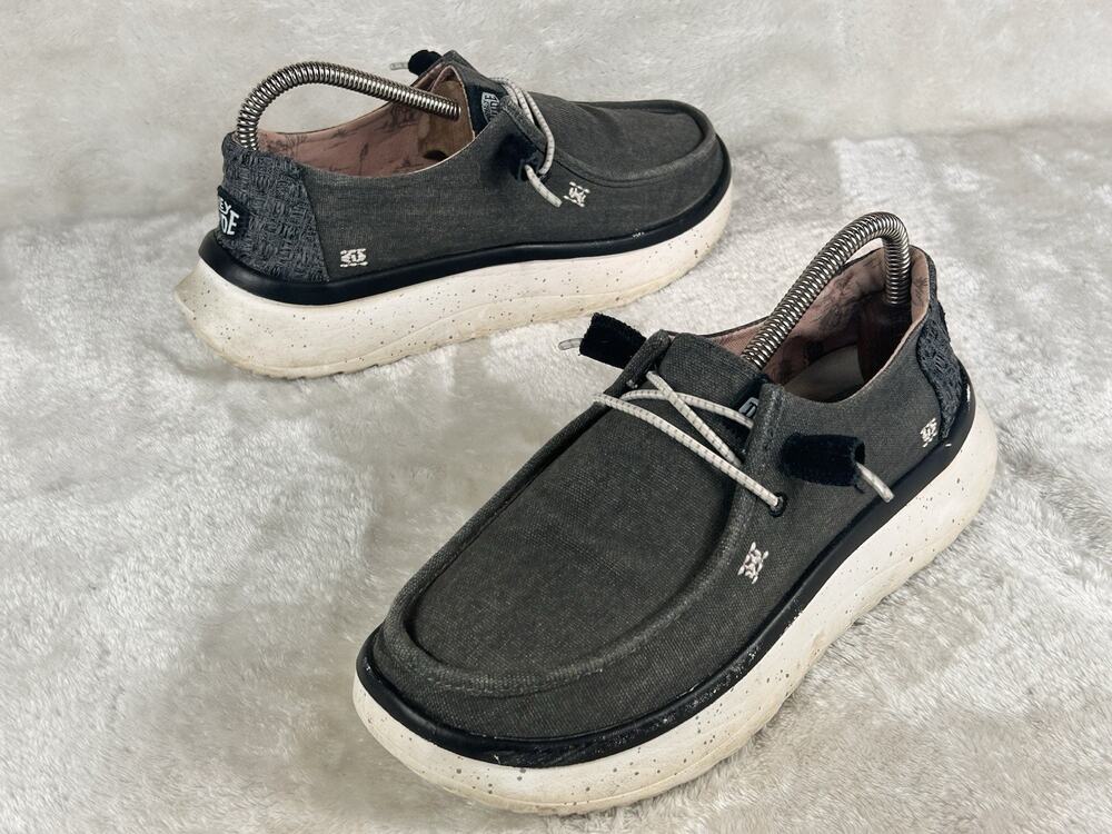 Hey Dude Wendy Peak Chambray Shoes Women’s Sz 8 Woven Gray Lightweight Slip On